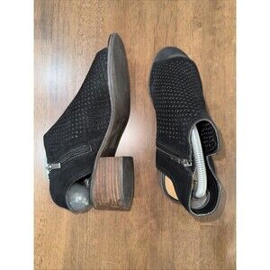 Lucky Brand Black Suede Perforated Ankle Booties Block Heel Side Zip Women's 8M